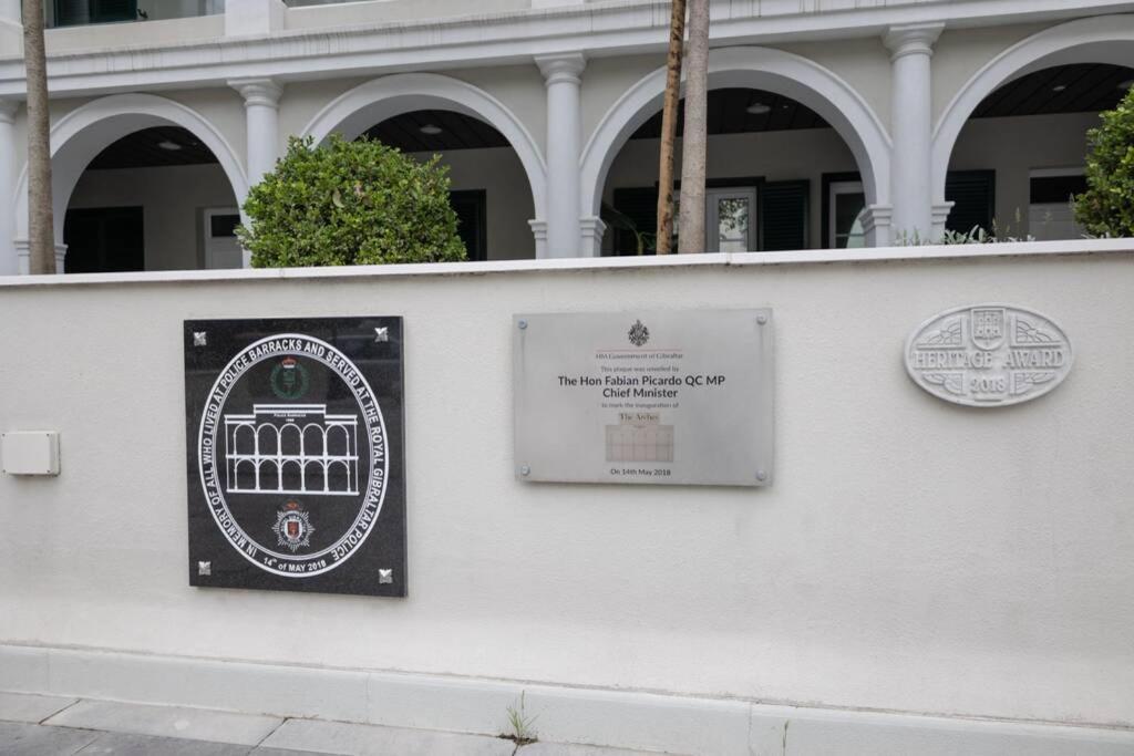 Charming Colonial Flat In Historic Building Apartment Gibraltar Ngoại thất bức ảnh